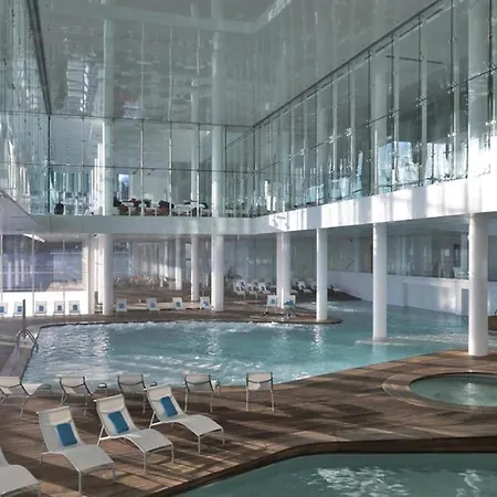 Apartment Beautiful In With Outdoor Swimming Pool, Wifi And Swimming Pool